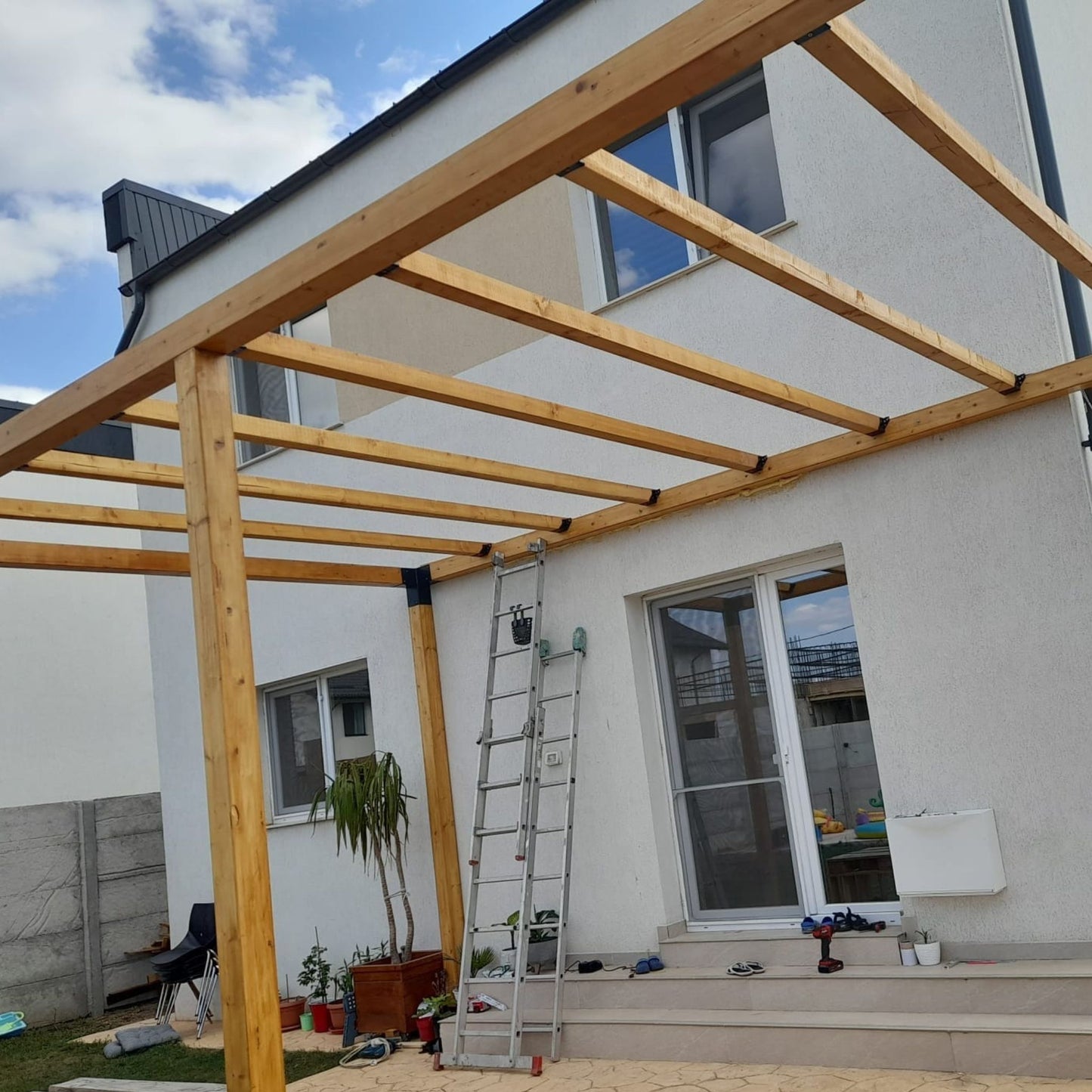 Suport metalic pentru grindă lemn intermediara tip U "Saddle" – 100x50x3 mm