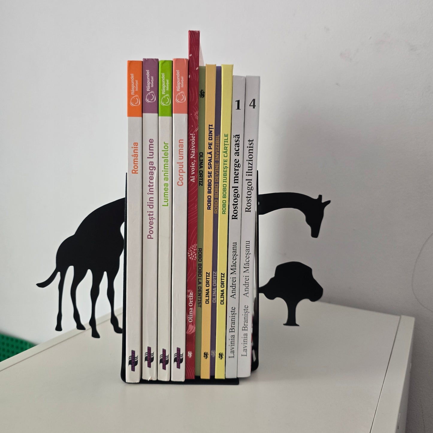 Suport de carti - bookend model Girafa